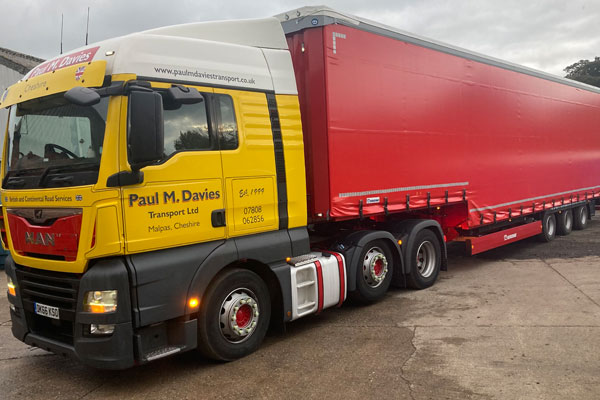 Lorry used for chemical transporation